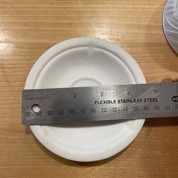 Seagull Studios tea light holder very beautiful. In excellent condition. - Picture 5 of 6